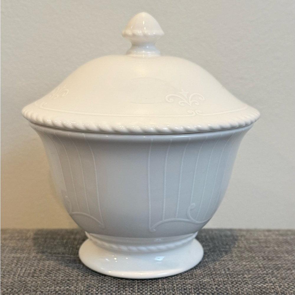 Lenox Swedish Lodge Collection Sugar Bowl with Lid Discontinued Made in USA